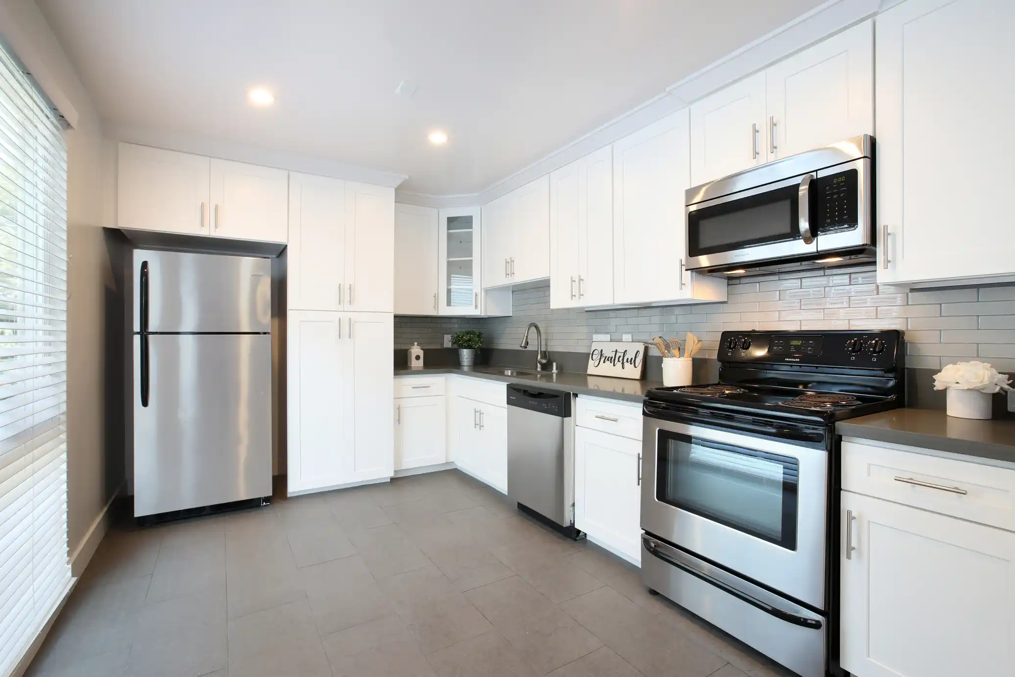 Amberwood Terrace modern kitchen with stainless steel appliances