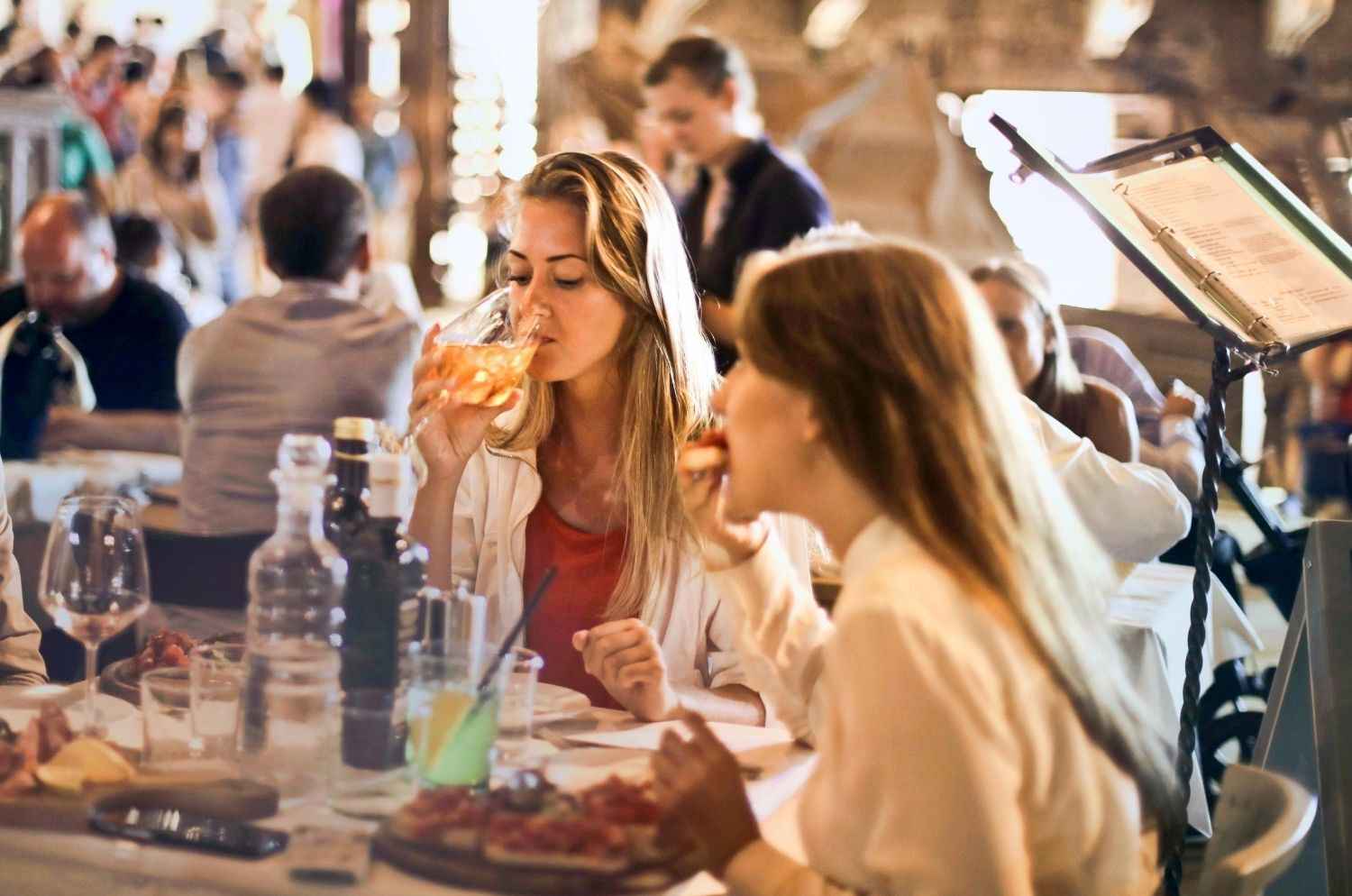 Dining near Amberwood Terrace